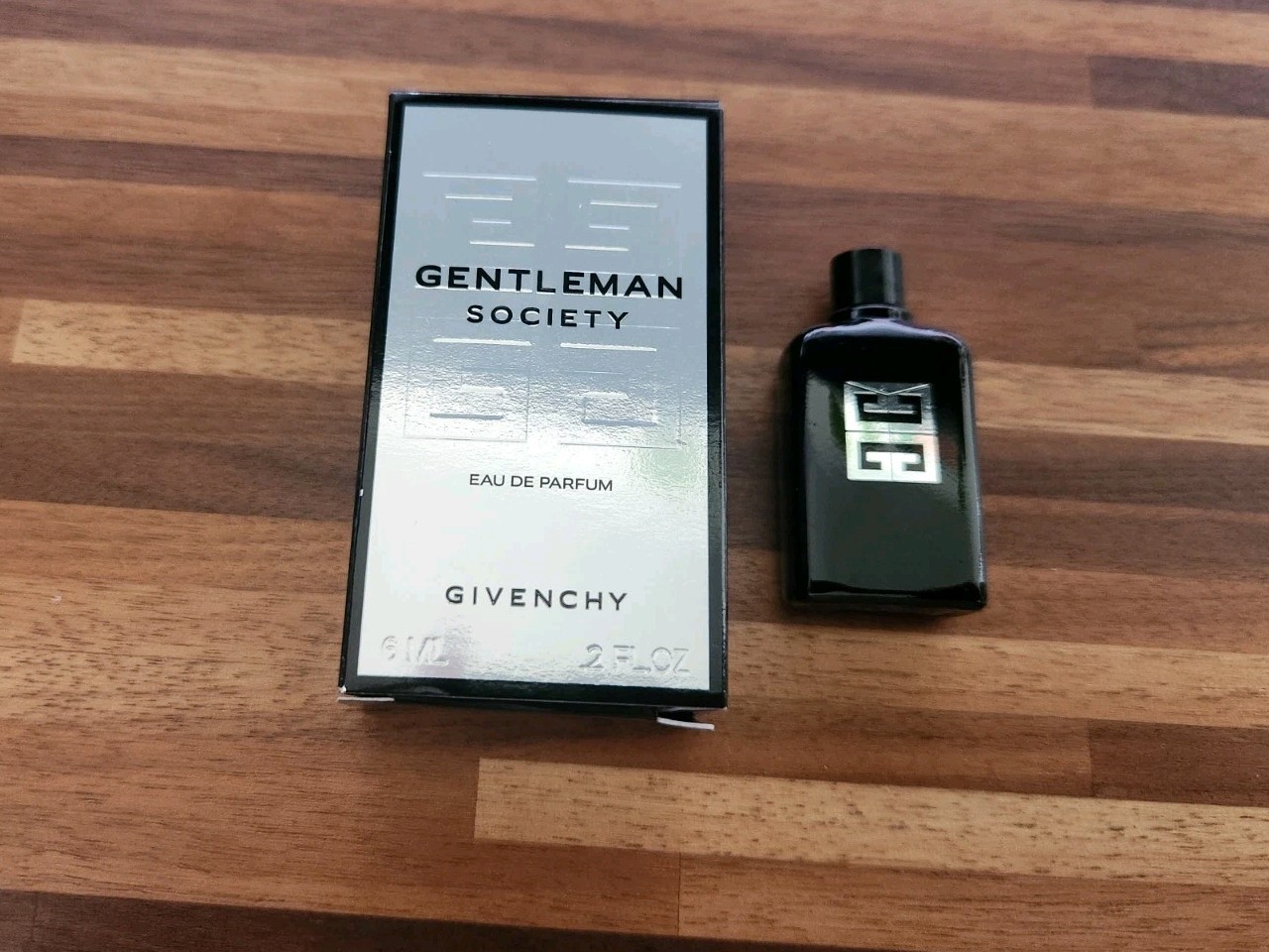GENTLEMAN SOCIETY by GIVENCHY EDP 0.2 oz/6 mL Mini Travel Splash NEW