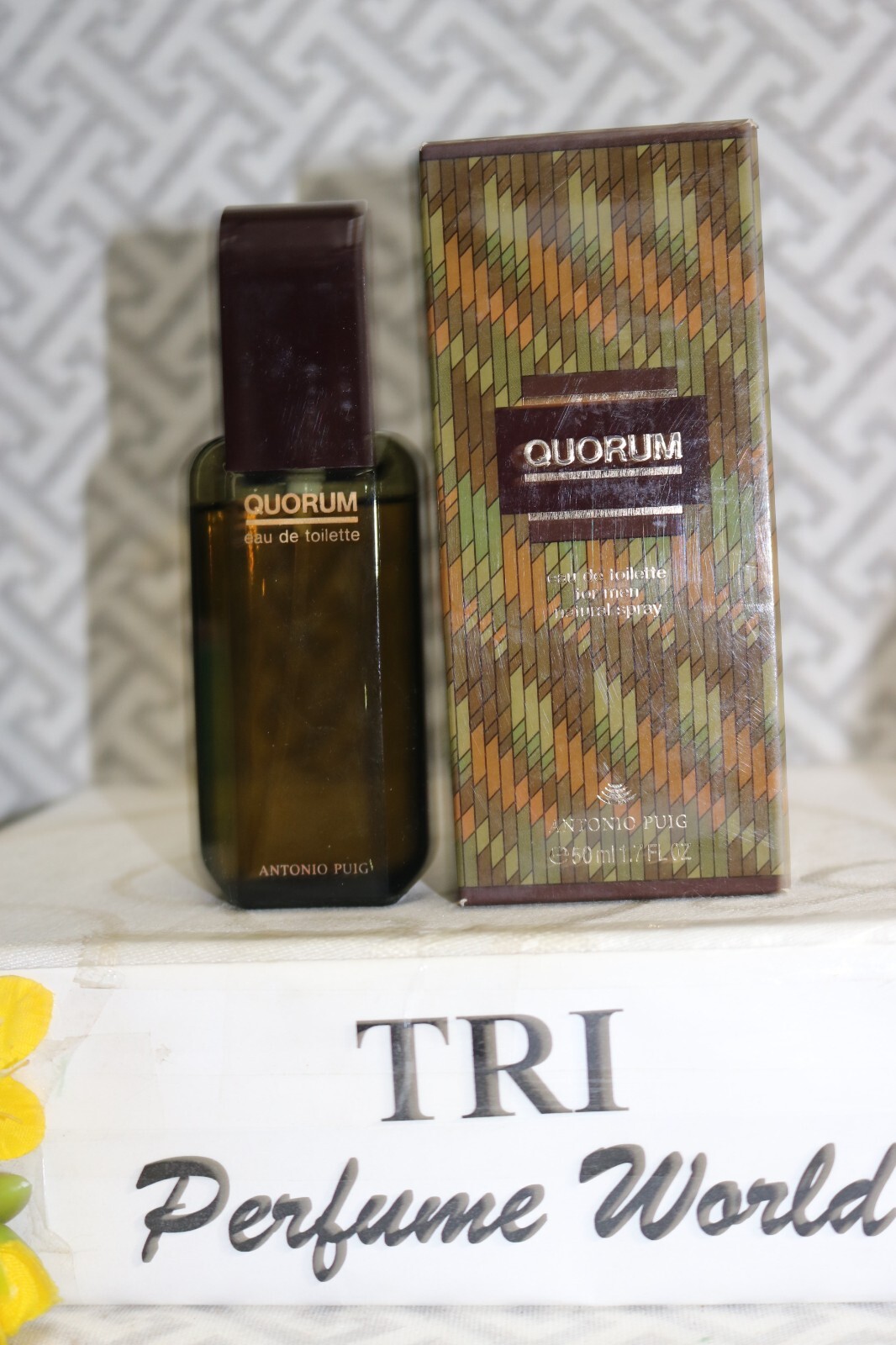 Quorum Eau de Toilette ANTONIO PUIG SPAIN Copyright 1993 Men Spray 1.7 fl. oz.