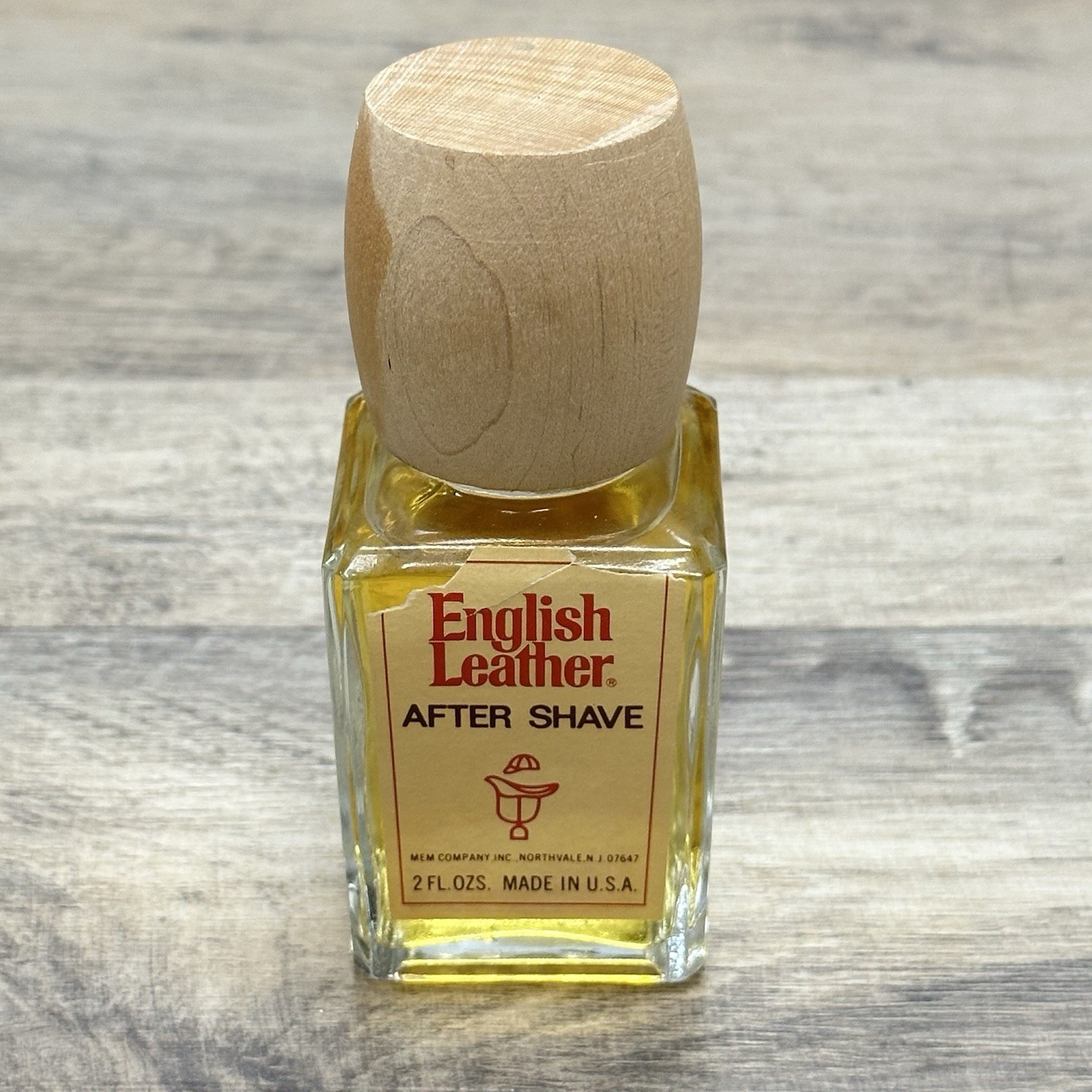 Vintage English Leather After Shave 2 fl oz Splash MEM Company Wooden Cap NOS