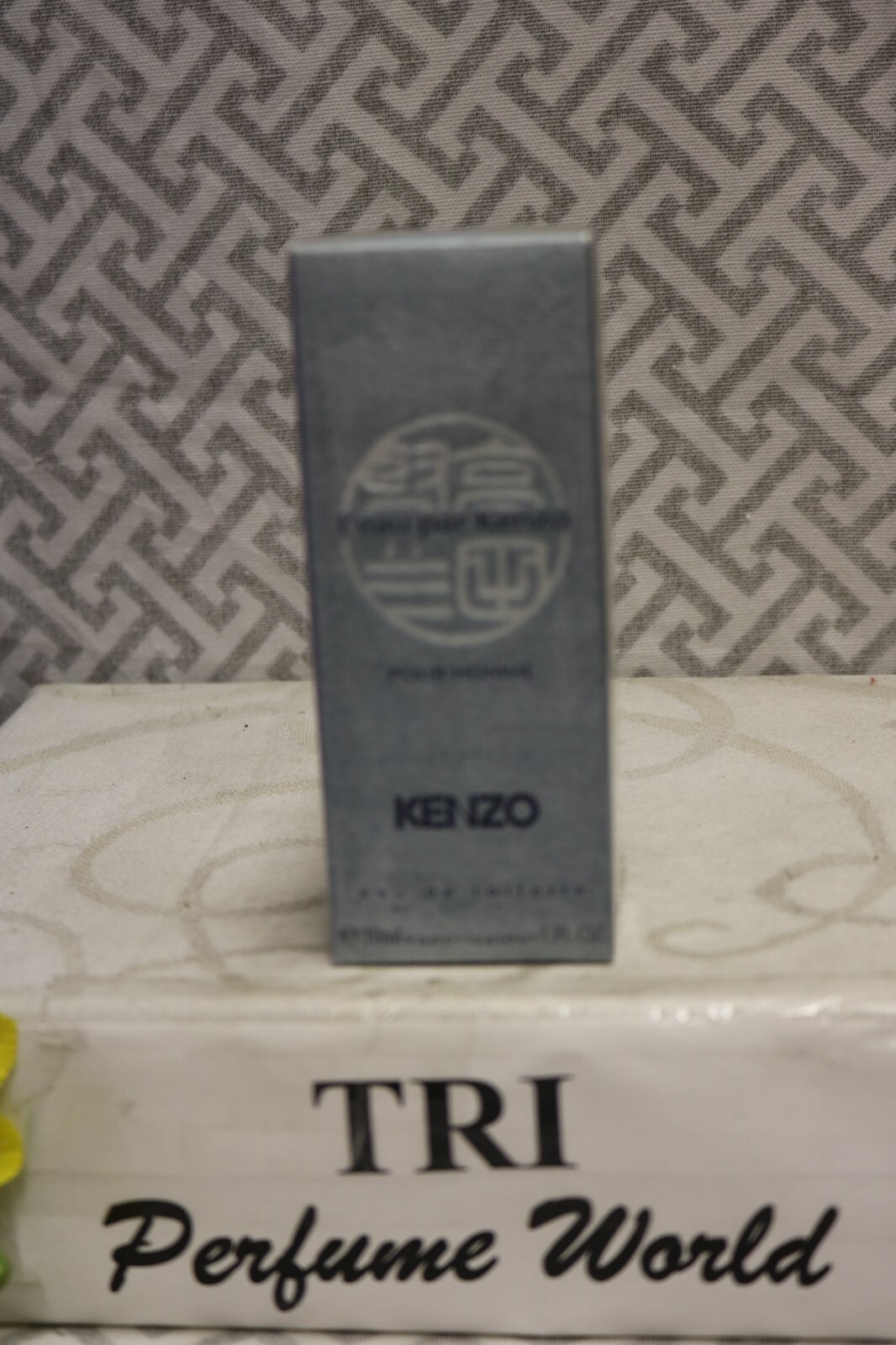 L’eau par Kenzo Pour Homme Eau de Toilette Men Spray 1 fl. oz. Vintage Sealed