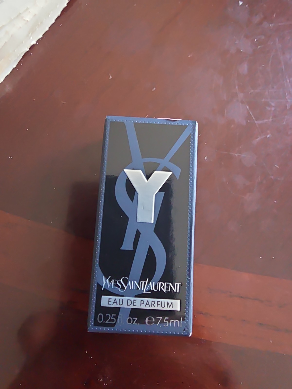 YVES SAINT LAURENT “Y” MENS : LE PARFUM MINIATURE .25 fl oz / * Collectible !