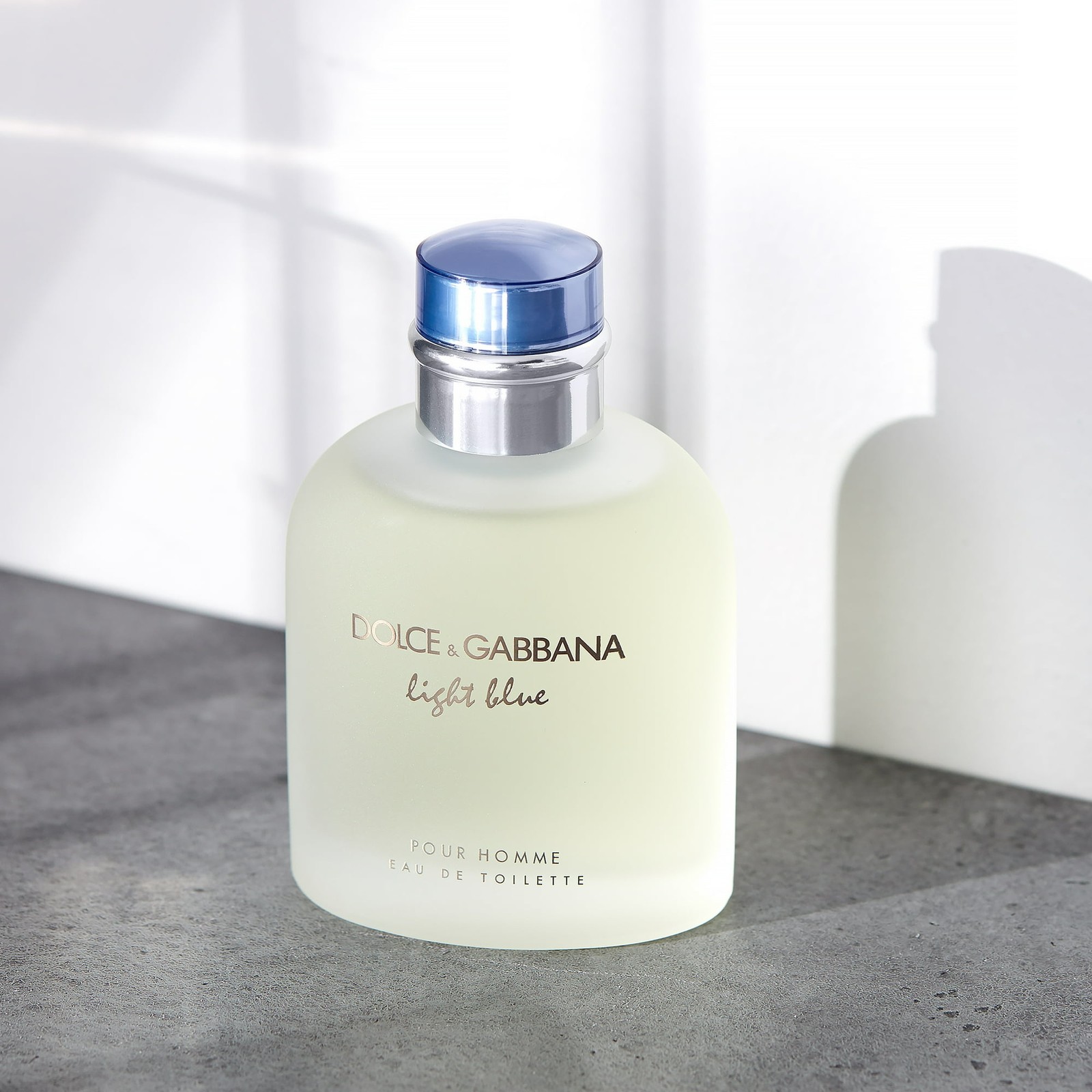 Dolce and Gabbana Light Blue Men’s Eau de Toilette – 4.2 oz