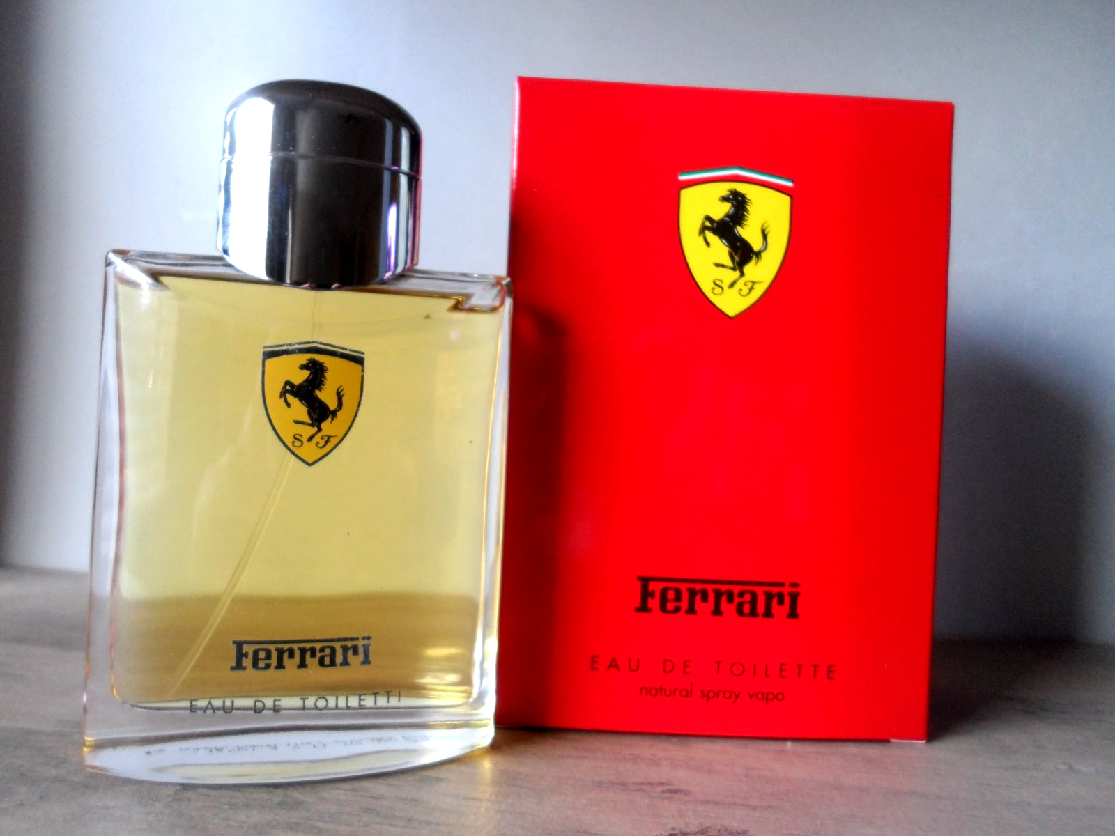 Original Ferrari EDT Spray 4.2 oz / 125 ml New In Box Red Box Vintage
