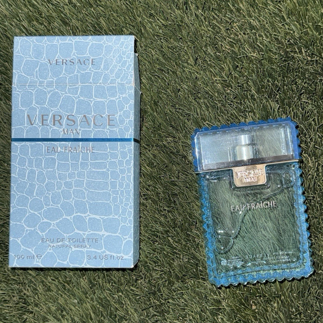 Versace Eau Fraiche Eau de Toilette Spray 3.4 fl oz Regular Size