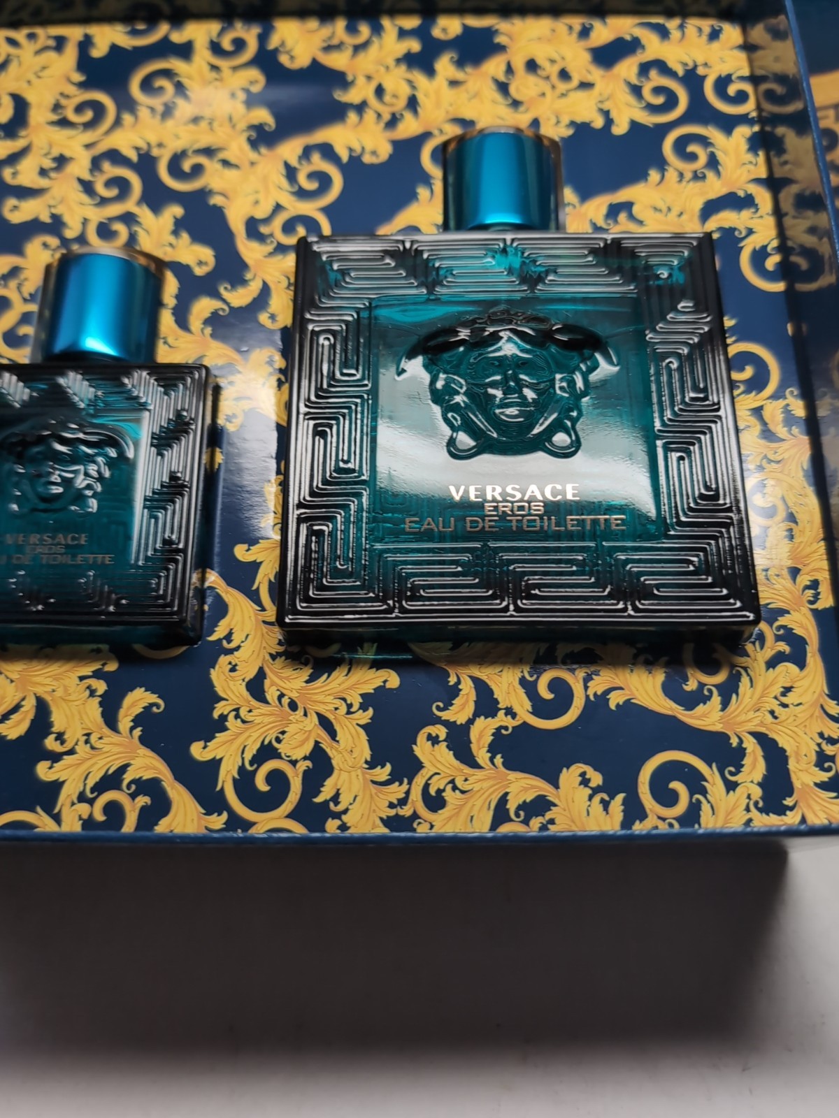 NIB-Versace Eros Mens Fragrance Cologne 3.4oz + Small Parfum 1oz Box Set