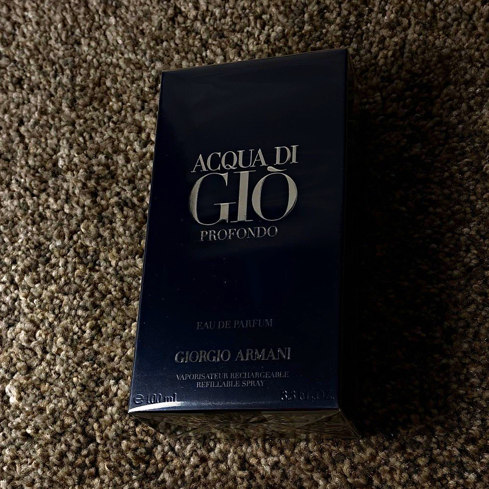 Giorgio Armani Acqua Di Gio Profondo Eau de Parfum Spray 3.3 fl oz