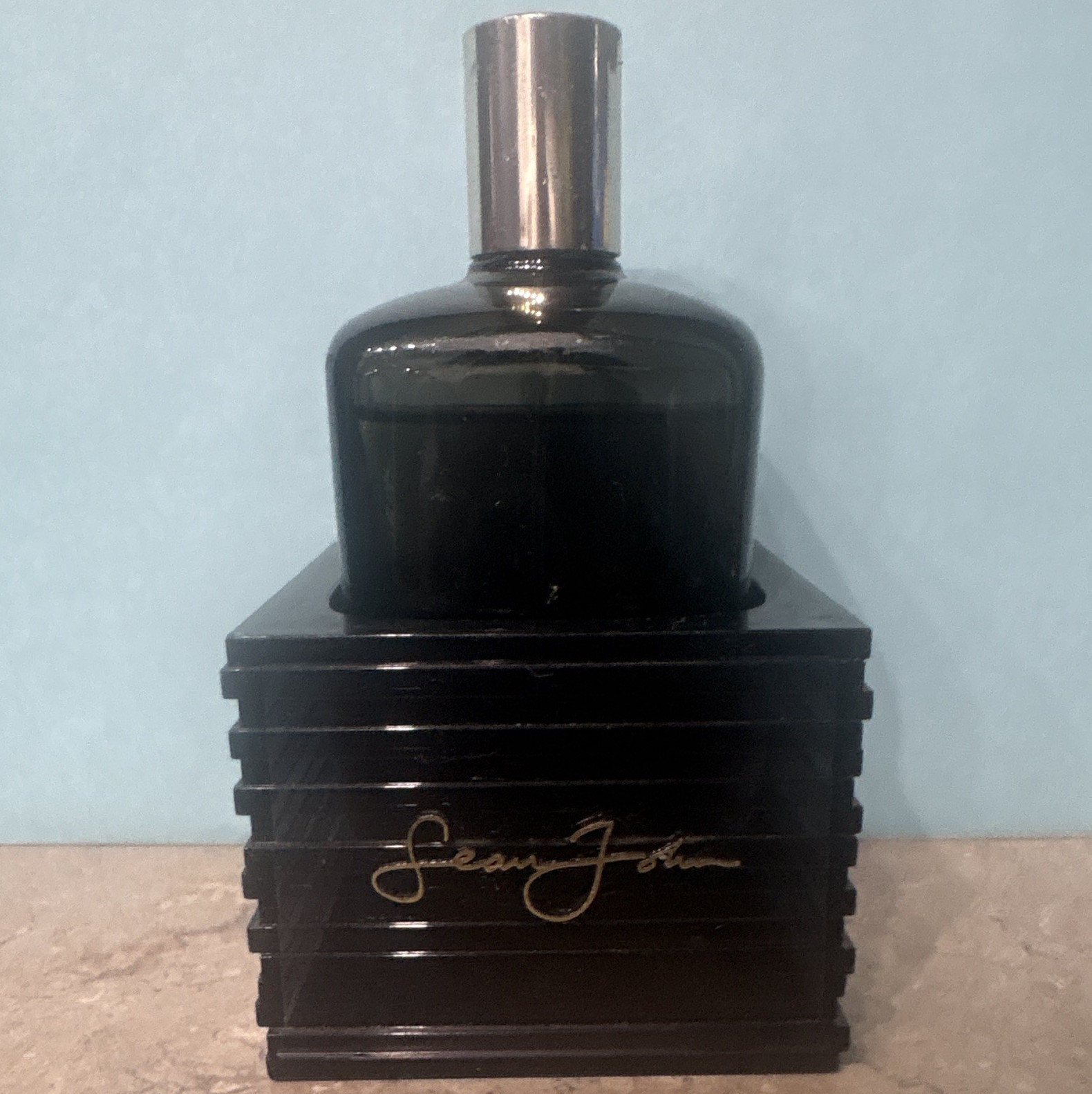 Sean John Unforgivable Eau de Toilette (EDT) Spray 4.2 fl oz Regular Size
