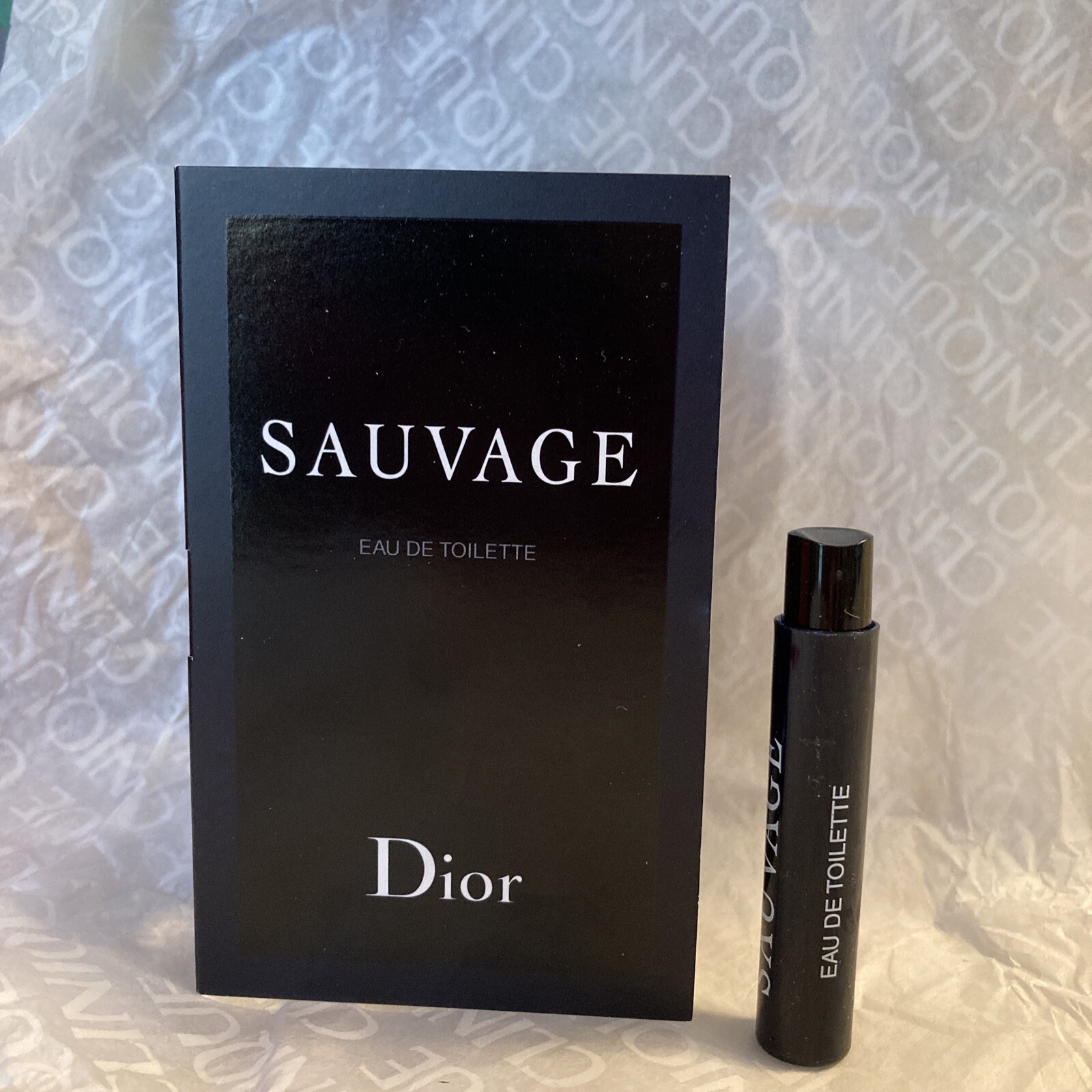 New Dior Sauvage Eau De Toilette Sample Size 1ml