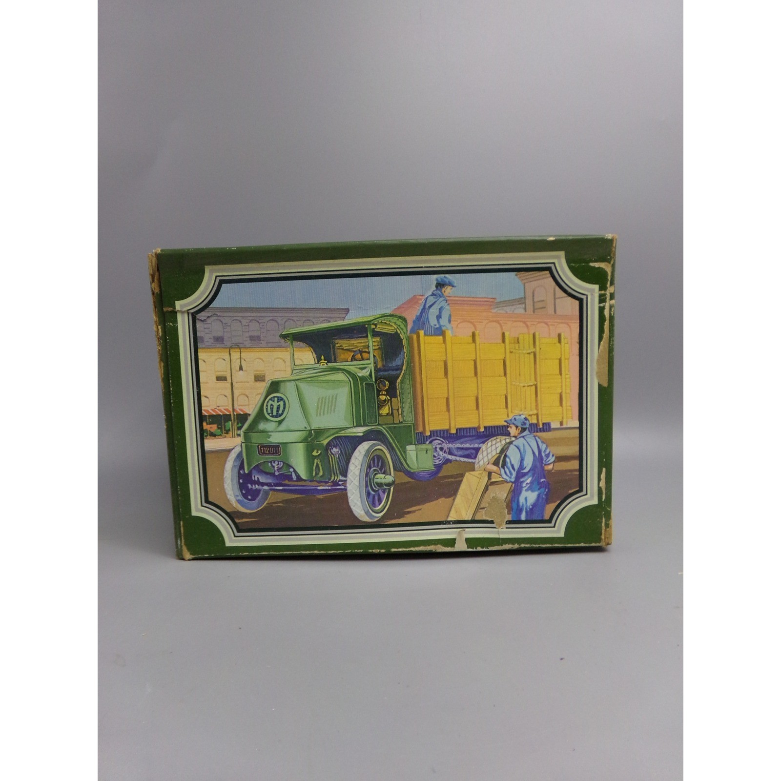 Vintage Avon Big Mack Windjammer After Shave 6 fl oz Collectible Box Truck