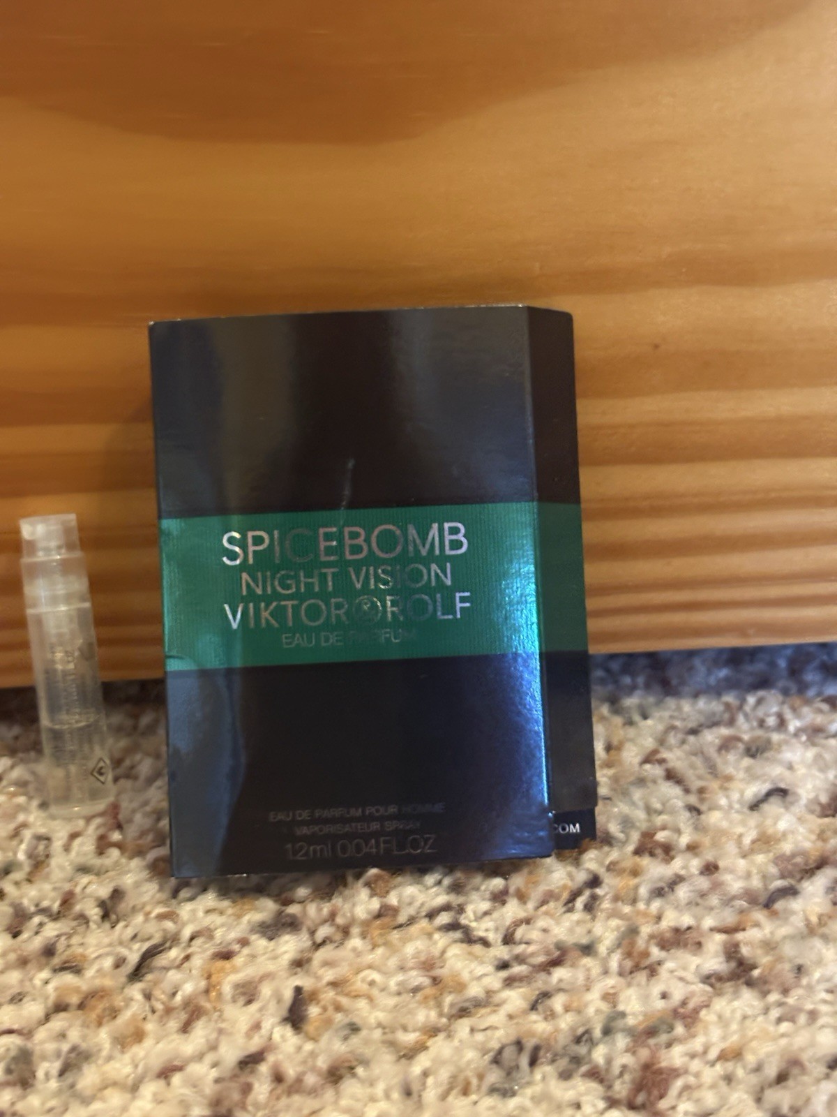 Spicebomb Night Vision Viktor & Rolf Eau de Parfum .04 oz. Sample