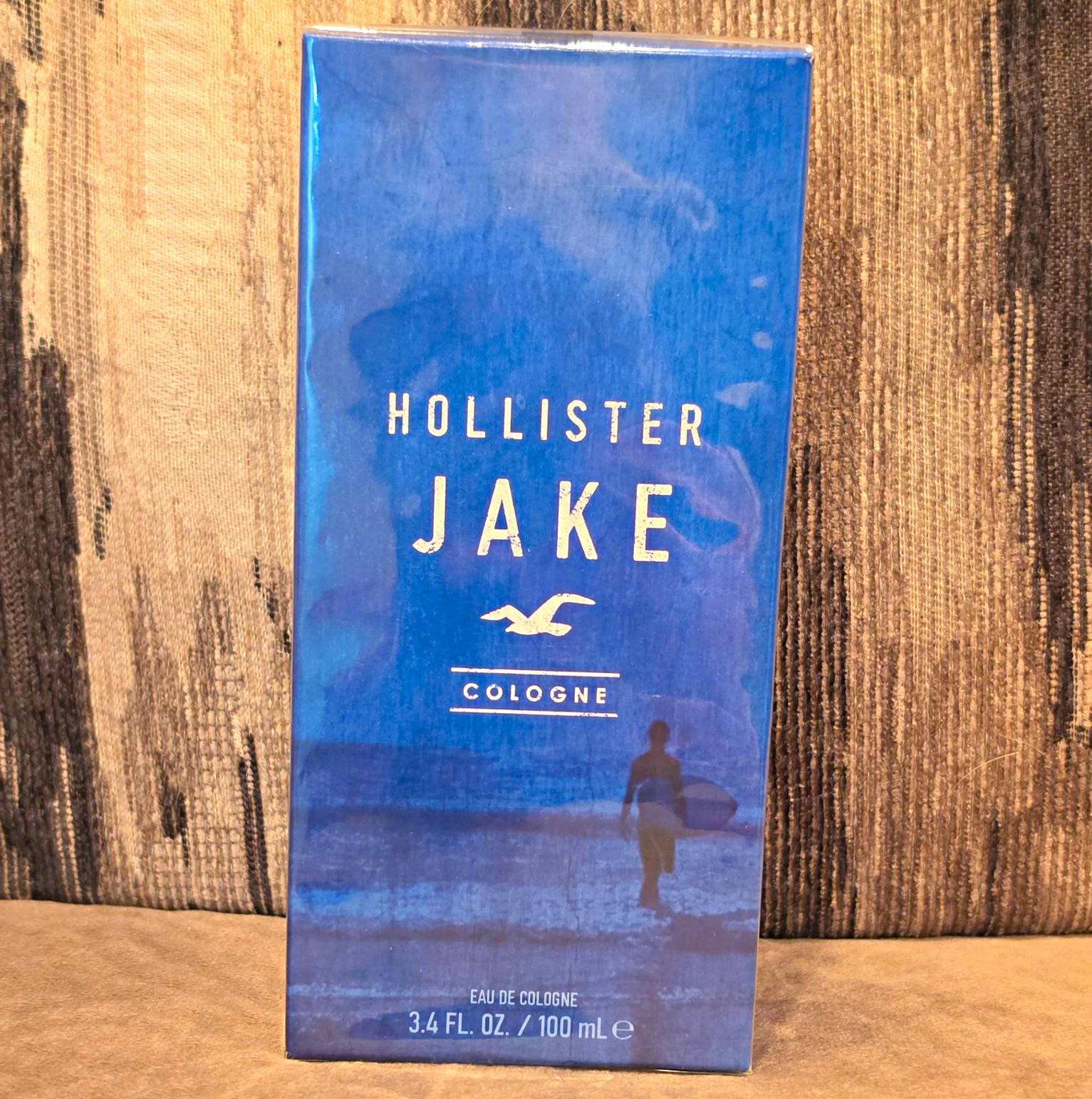 Hollister Jake Eau de Cologne Spray, Regular Size 3.4 fl oz / 100 mL