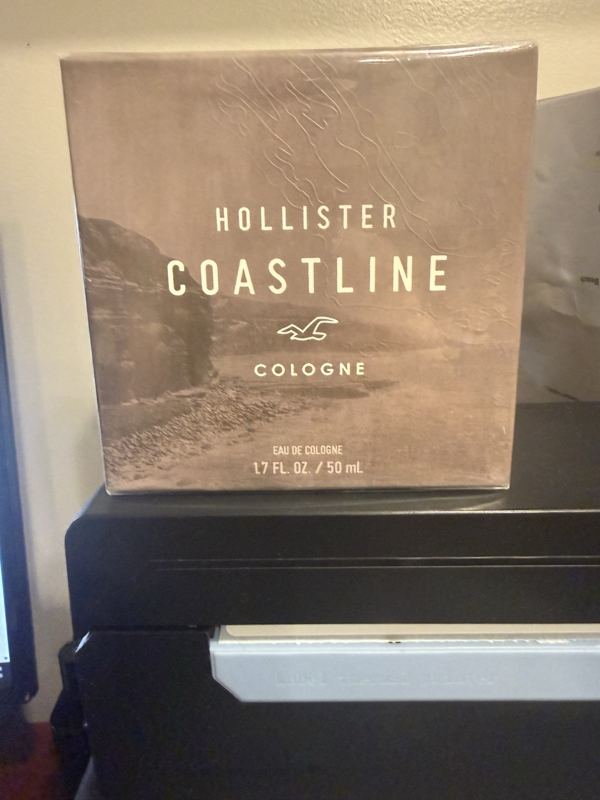 Coastline Eau De Cologne Hollister 1.7 oz/ 50 mL Sealed New in Box Never opened