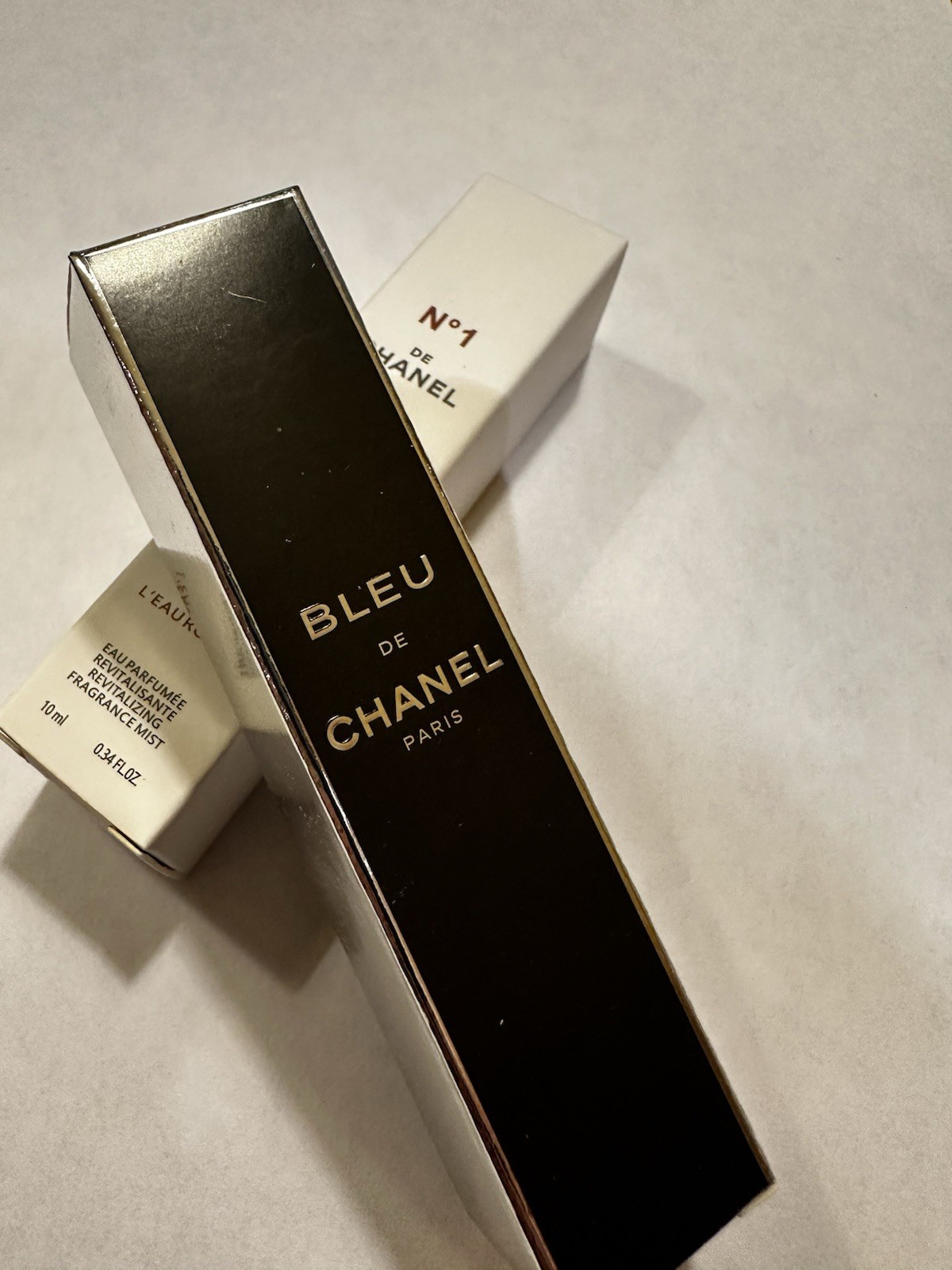 CHANEL Bleu de Chanel EDT & No. 1 L’EauRouge Fragrance Mist Sample 10ml