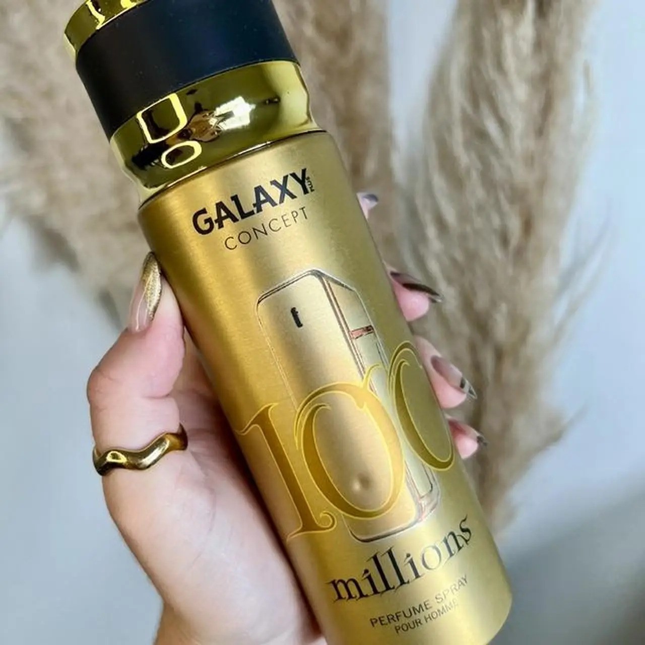Galaxy Concept 100 Millions