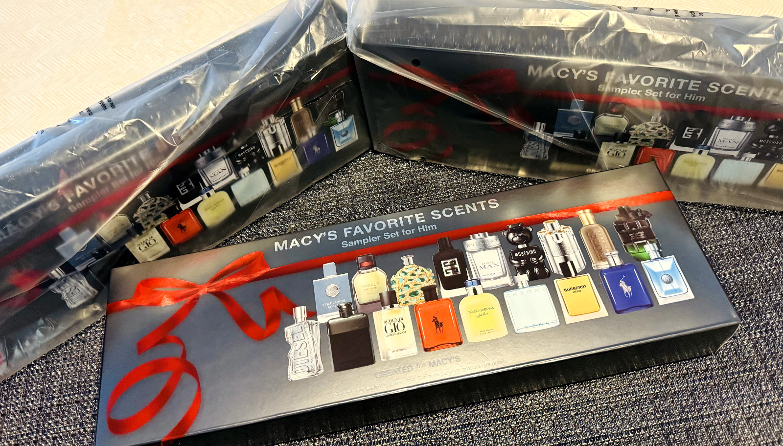 Holiday 18-Pc. Macy’s Favorite Scents Sampler Discovery Set For Him