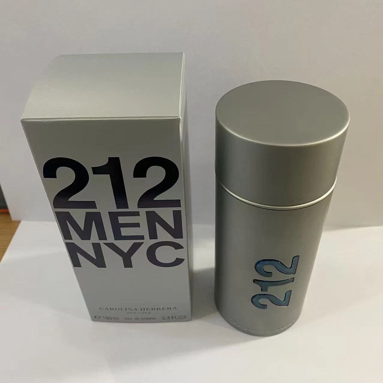 212 MEN NYC by Carolina Herrera Cologne for Men EDT 3.3 / 3.4 oz New In Box