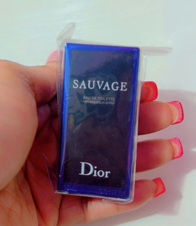 Dior Sauvage Eau de Toilette (EDT) Spray Sample Size 0.03 fl oz Fragrance