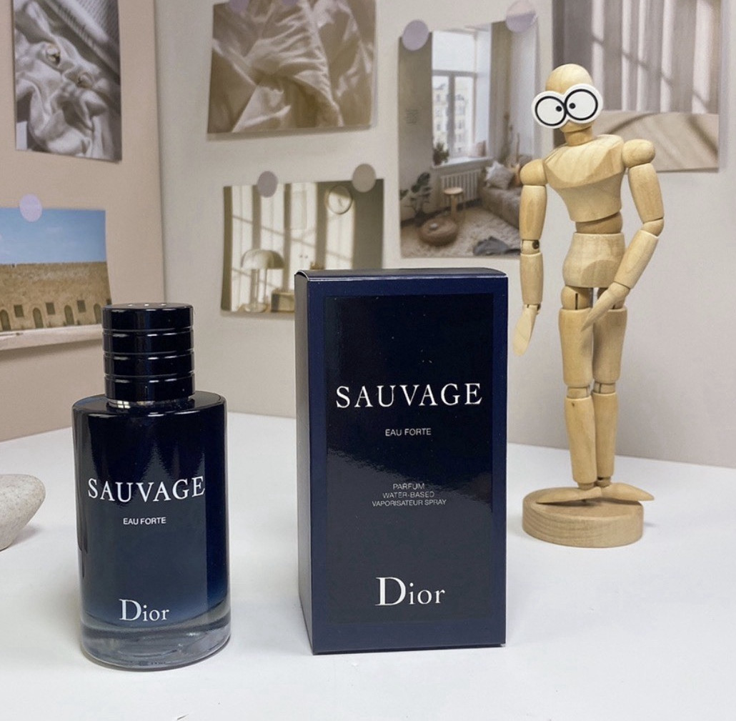 Dior Sauvage Parfum 3.4 fl oz Water-Based Spray New with Box (WITH RECEIPT)