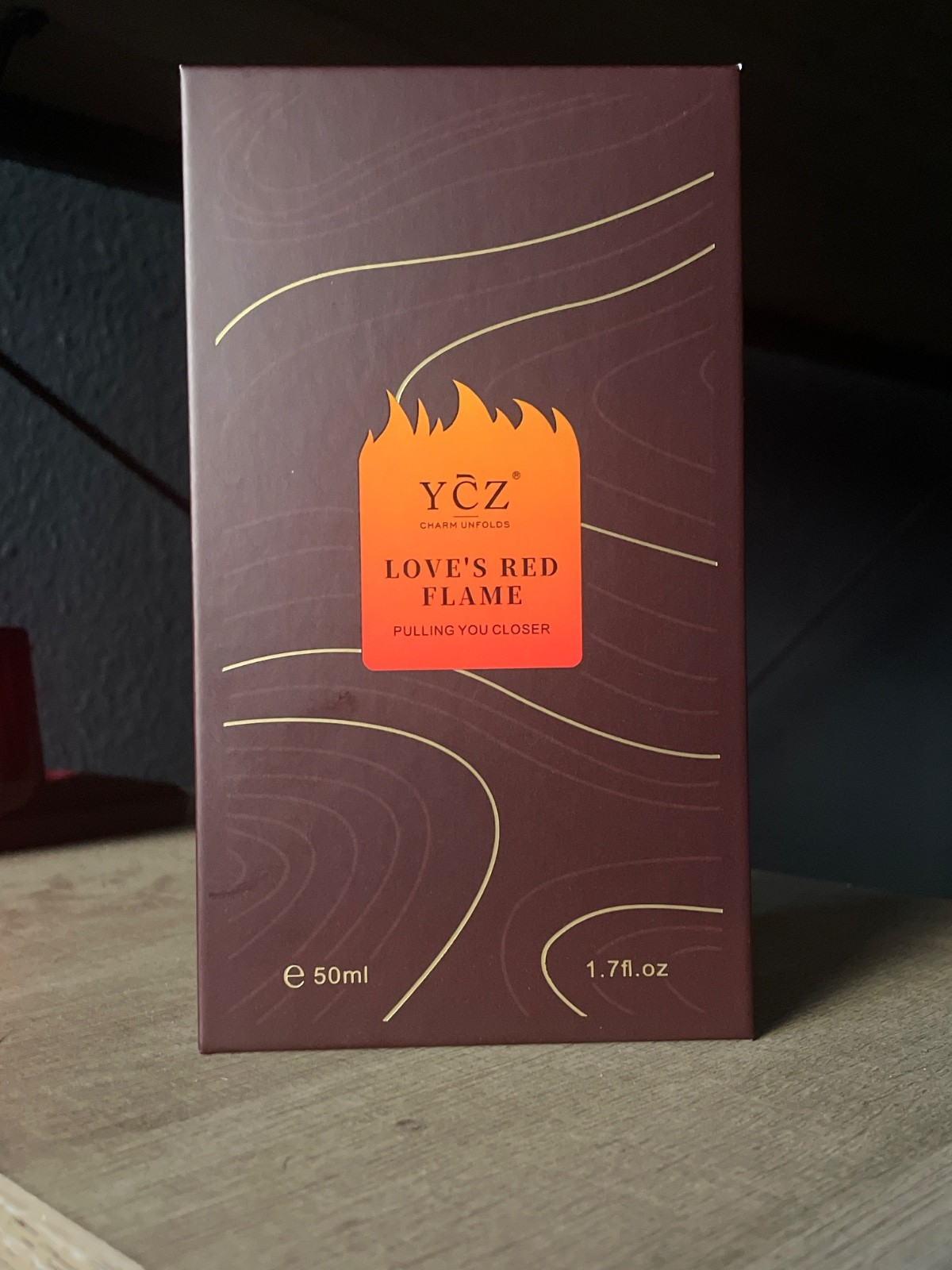 YCZ Charm Unfolds Loves Red Flame Men’s Cologne