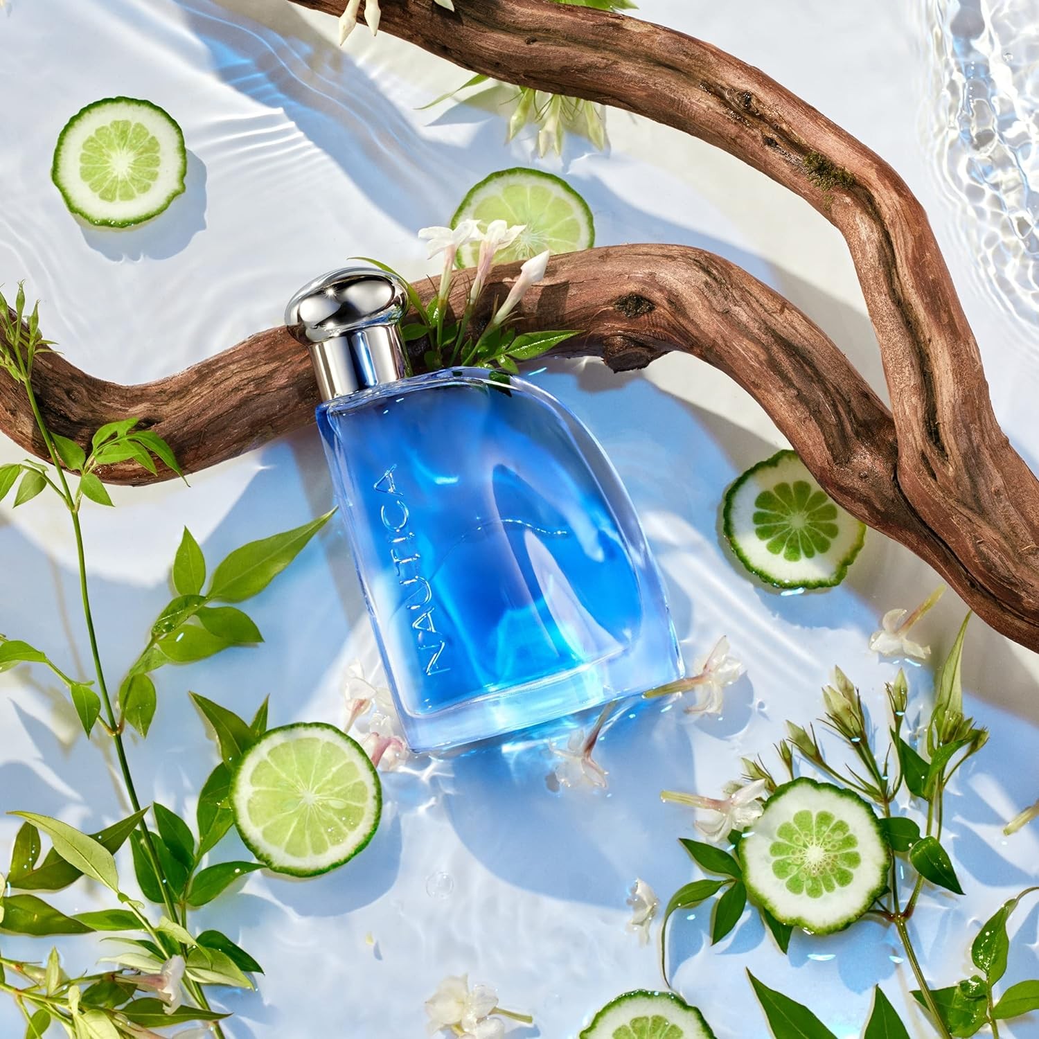 Nautica Blue Eau de Toilette 3.4 fl oz (Pack of 1), Notes of Basil, Jasmine