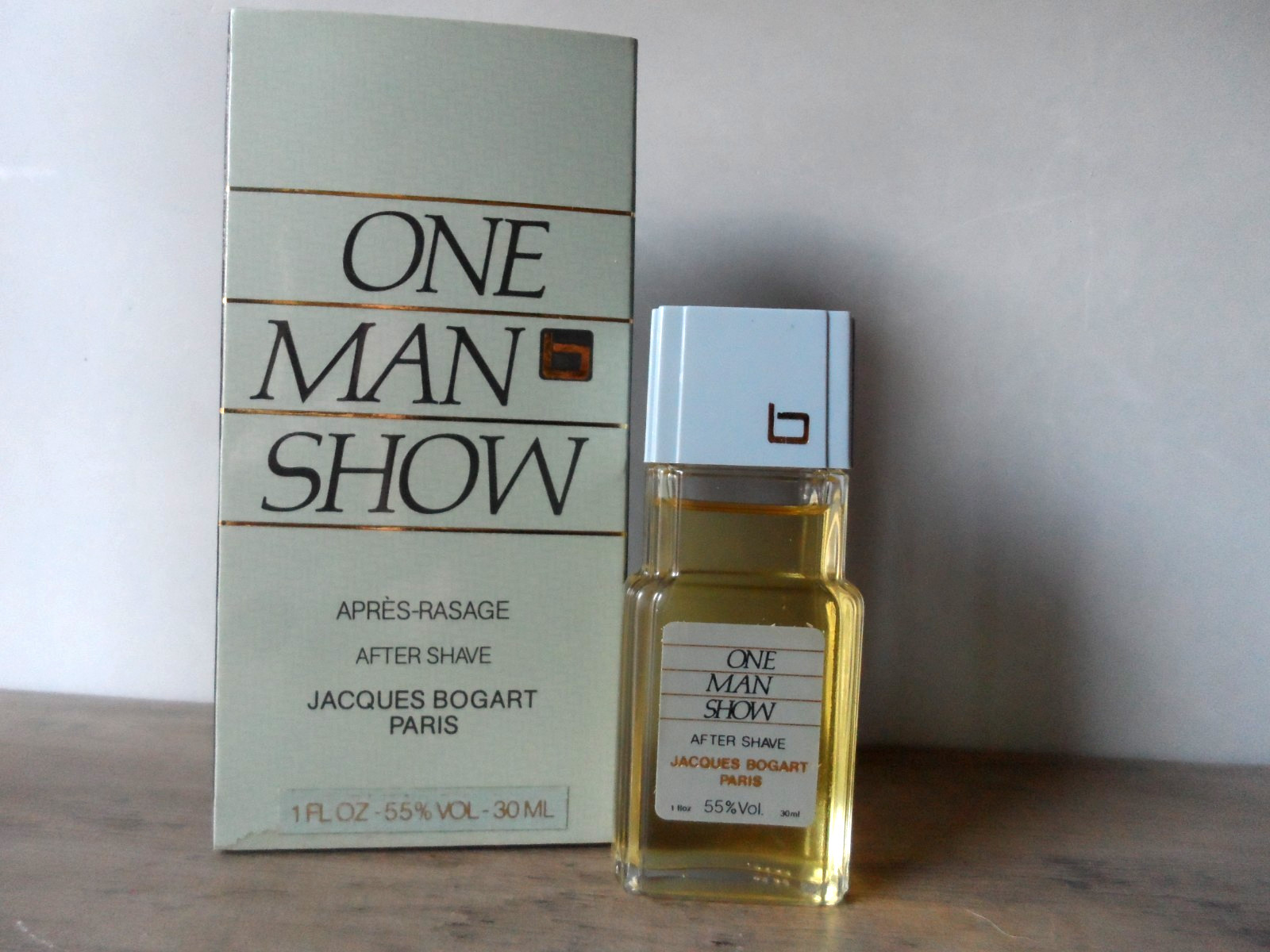 Vintage One Men Show Bogart After Shave 1 oz / 30 ml Fragrances du Monde New