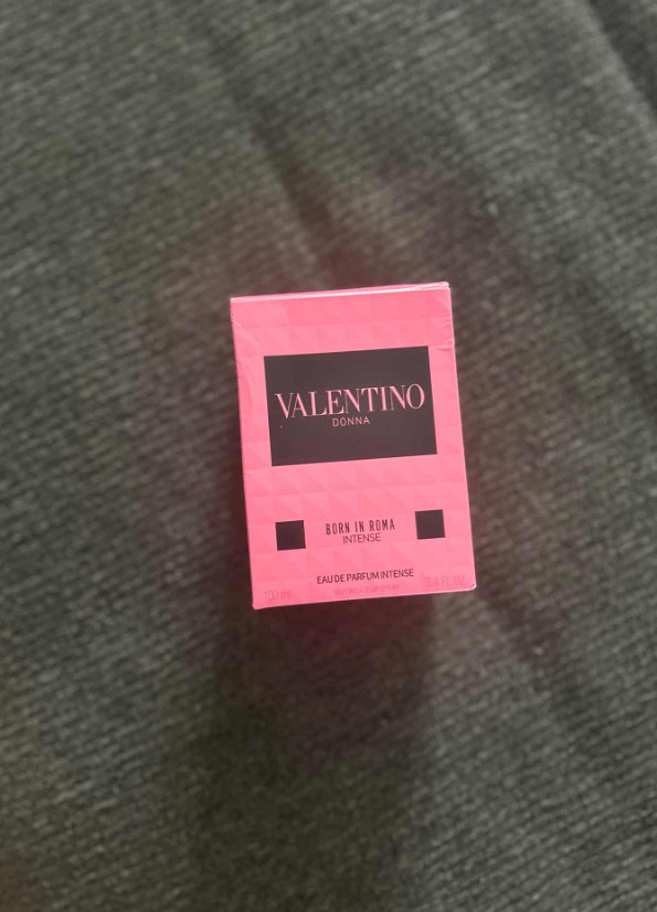 valentino coloogne fragrance bottle.