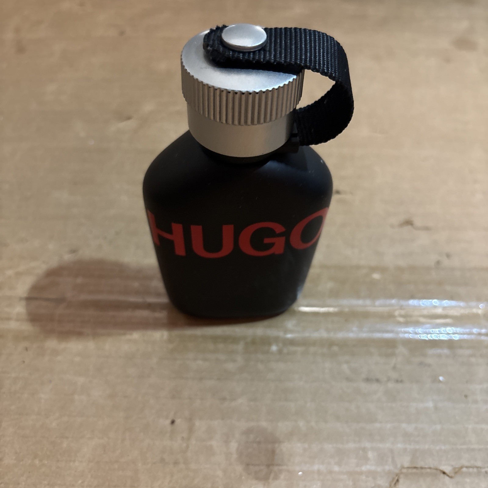 HUGO BOSS ~ JUST DIFFERENT EAU DE TOILETTE SPRAY ~ 4.2 OZ