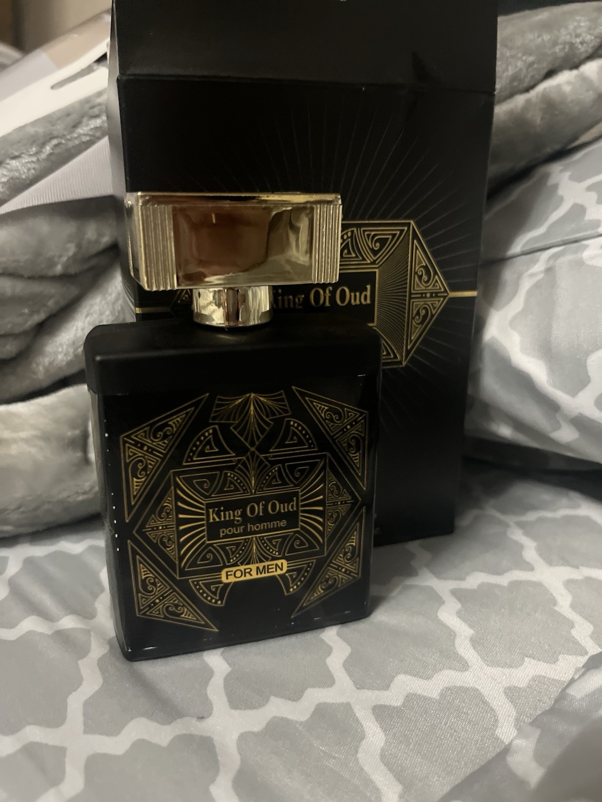 King of Oud pour Homme Men’s Cologne 3.4 Fl. Oz. EDP Spray