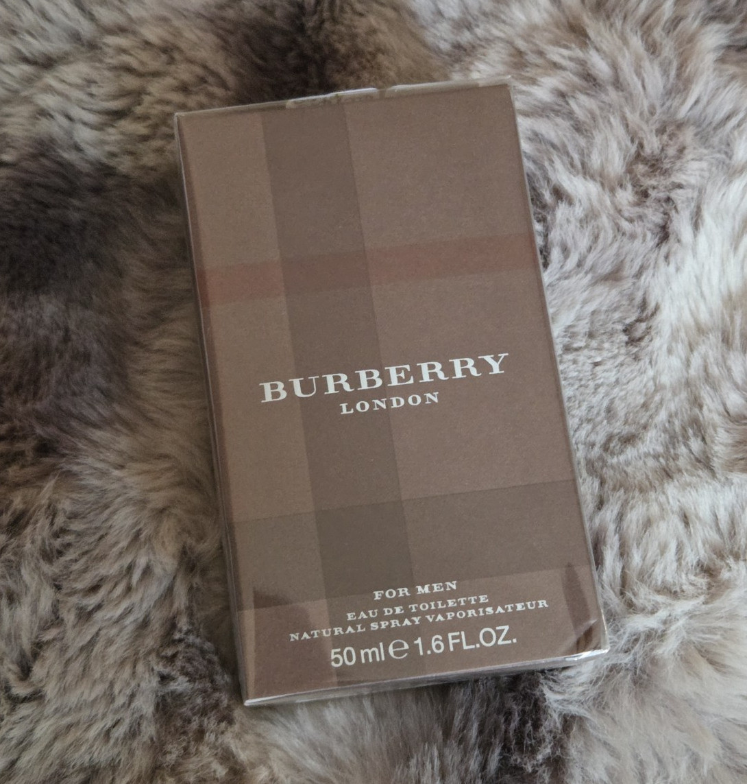 Burberry London for Men Eau de Toilette Spray 1.6 fl oz Regular Size